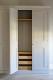 Armadio laccato in stile shaker con interno in rovere naturale